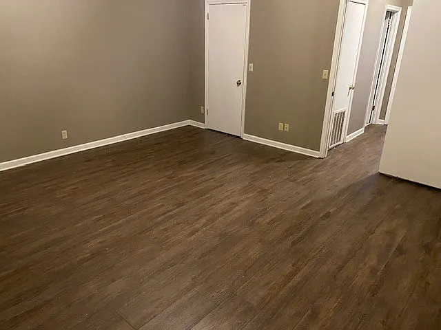 906 Sierra Pl — Photo 8