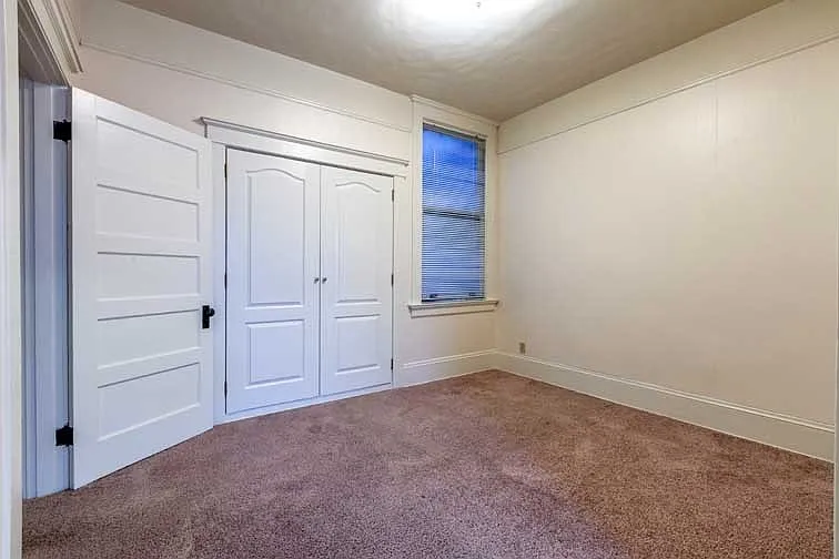 819 NW 23rd Ave — Photo 38