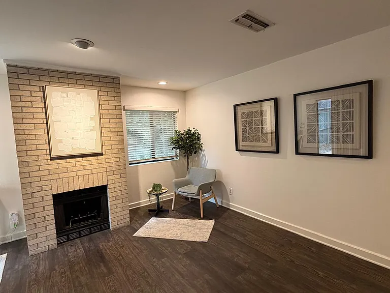 2633 McCart Ave — Photo 18