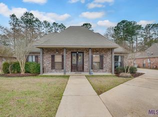 38564 Red Bud Ln, Denham Springs, LA 70706