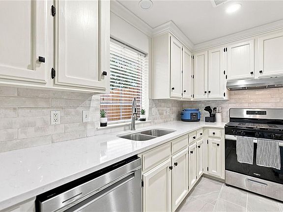 4th image of 17638 Alack Dr
