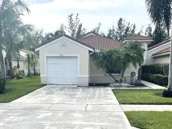 7063 Burgess Dr, Lake Worth, FL 33467