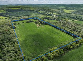 Grosklaus Rd, Baraboo, WI 53913