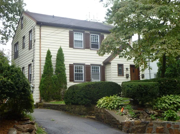 47 Gramatan Drive, Yonkers, NY 10701
