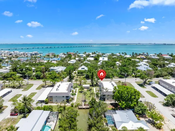601 Periwinkle Way Unit D1, Sanibel, FL 33957