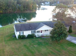 112 Waterview Ln, Reedville, VA 22539