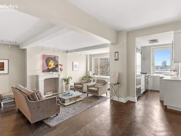 5 Riverside Drive image 5 of 20