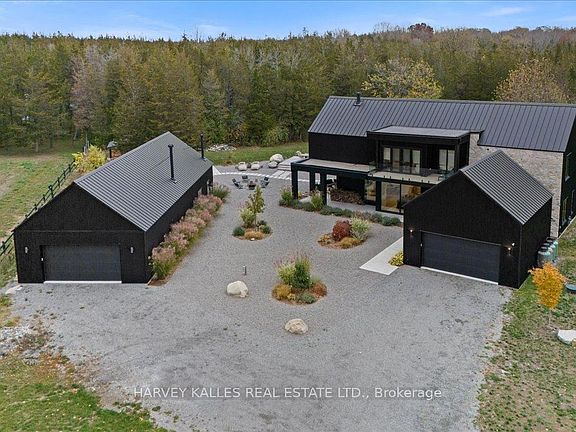 5th image of 690 Weese Rd
