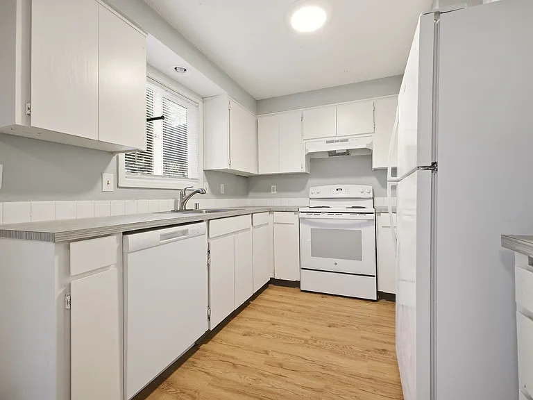 627 SE 132nd Ave — Photo 7