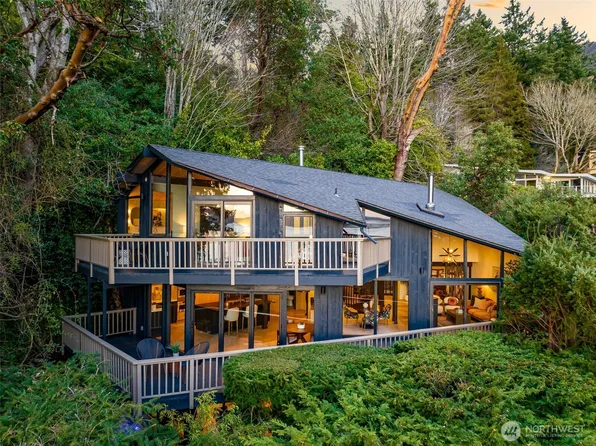 2650 SW 151st Place, Burien, WA 98166