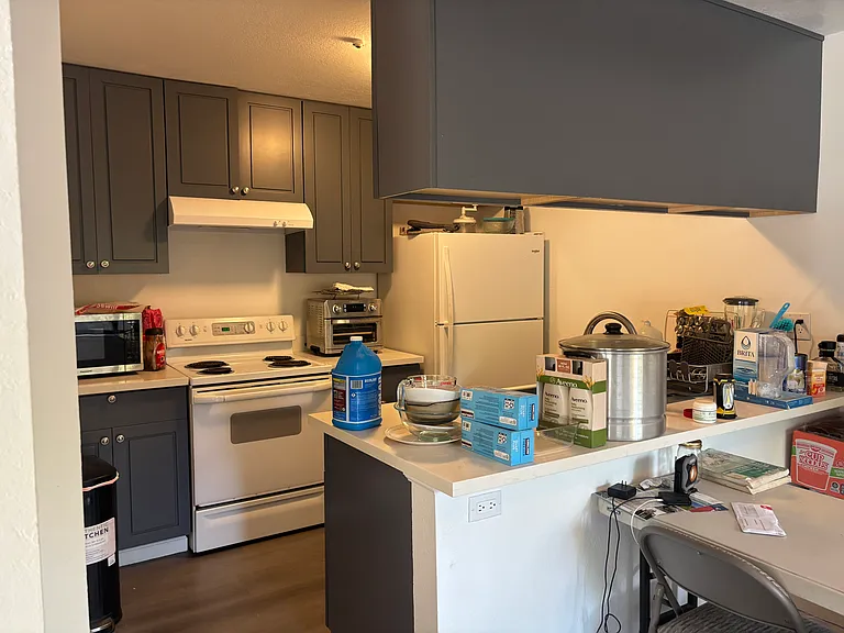1020 Civic Center Dr — Photo 4