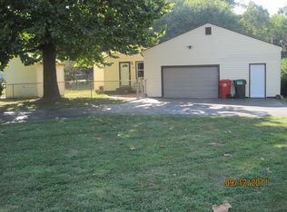 329 Brookside Dr, Caseyville, IL