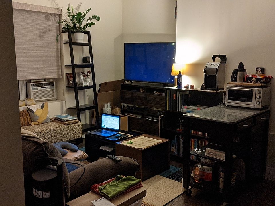 1st image of 400 W 128th St APT 52A