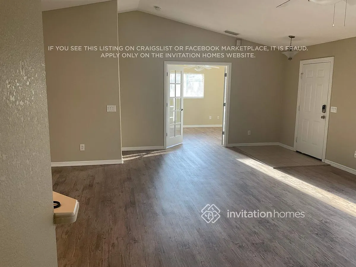 Building Photo - 7699 McLues Ave
