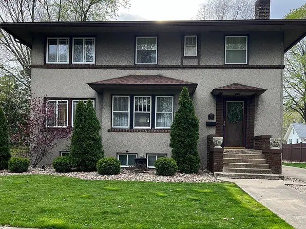 720 NW 4th Ave, Galva, IL 61434