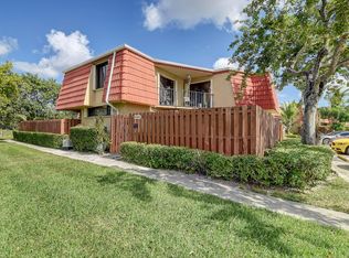 8337 Trent Ct APT D, Boca Raton, FL 33433