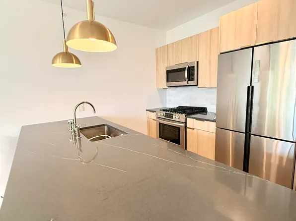 348 Baldwin Avenue image 15 of 17