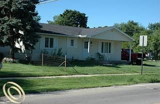 2nd image of 1542 E Forest Ave