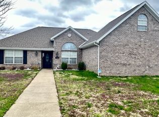 556 Lynn Dr, Pea Ridge, AR 72751