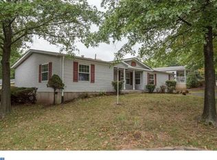 305 Hidden Springs Dr, Souderton, PA