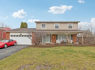 333 Grosvenor Ct, Bolingbrook, IL 60440