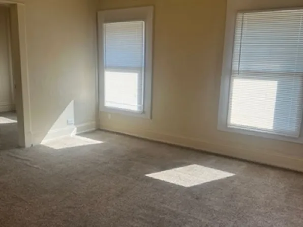 4962 - 2623 E Boone Ave