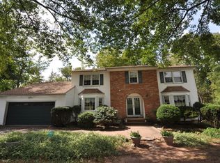 981 Evergreen Dr, Branchburg, NJ