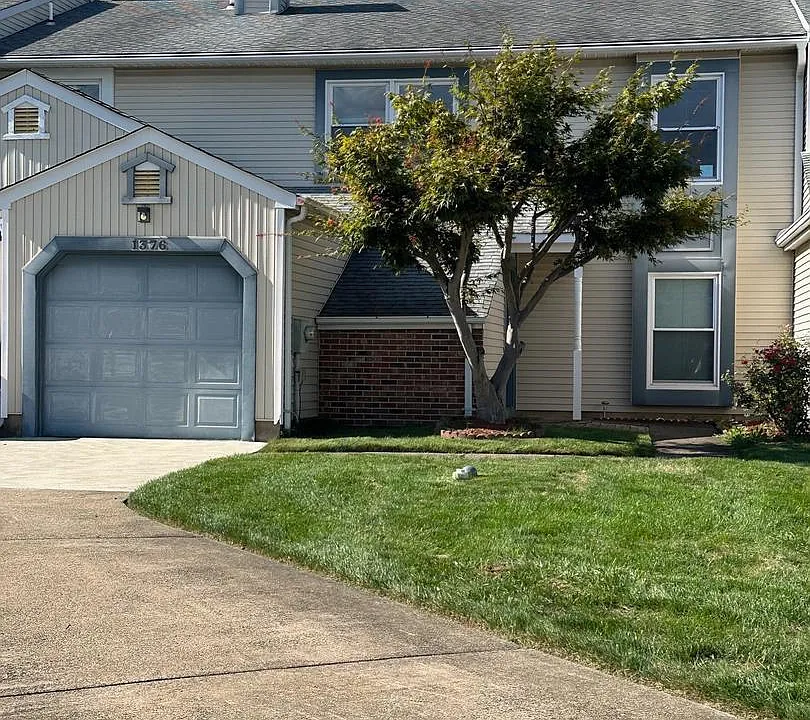 1376 Sweetbell Ct