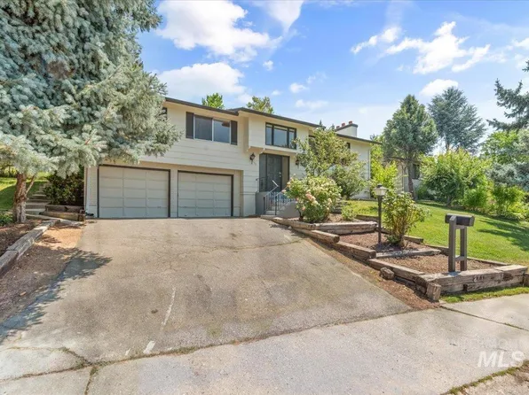 499 E Balmoral Rd, Boise, ID 83702