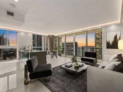 1080 Brickell Ave Unit 2301, Miami, FL, 33131