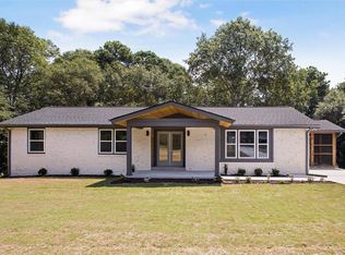 332 Bagwell Rd, Greenville, SC 29615