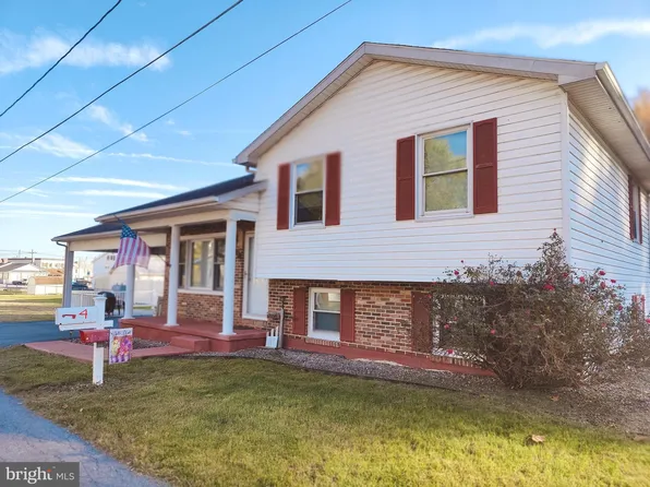 4 S Altamont Ave, Thurmont, MD 21788
