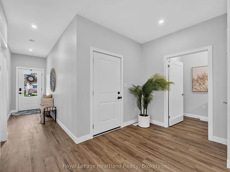 23 Silver Creek Rd — Photo 16