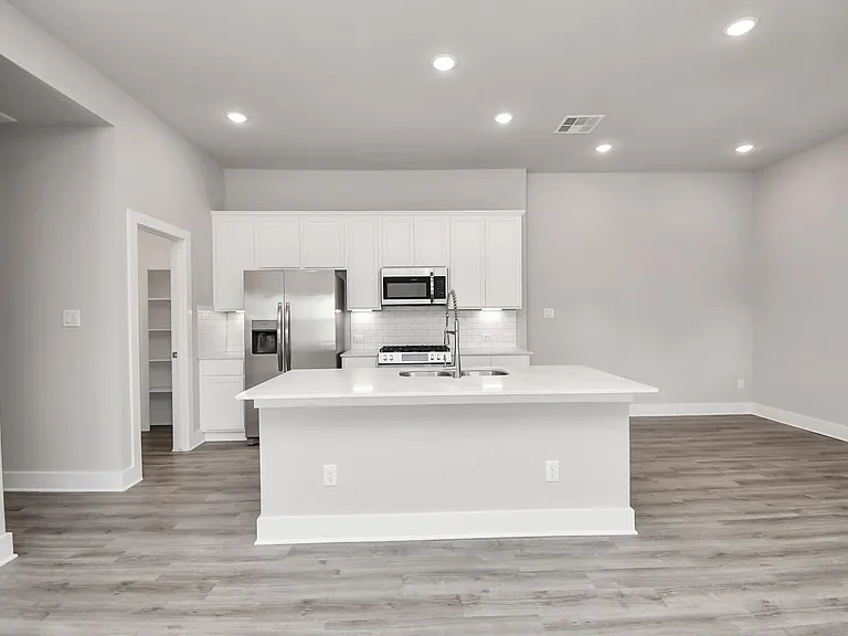 21039 Shore Oak Dr #B — Photo 10