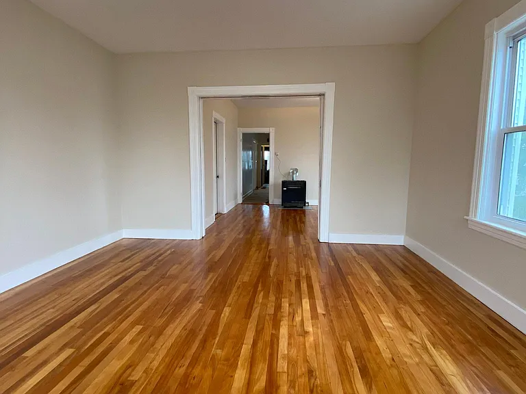 6 Almont Ave #2 — Photo 7