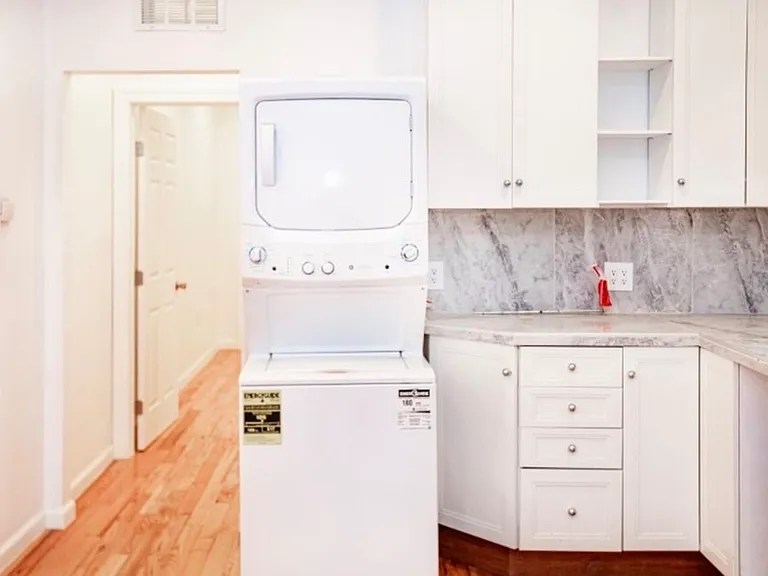 3 Montclair Ave #2 — Photo 9