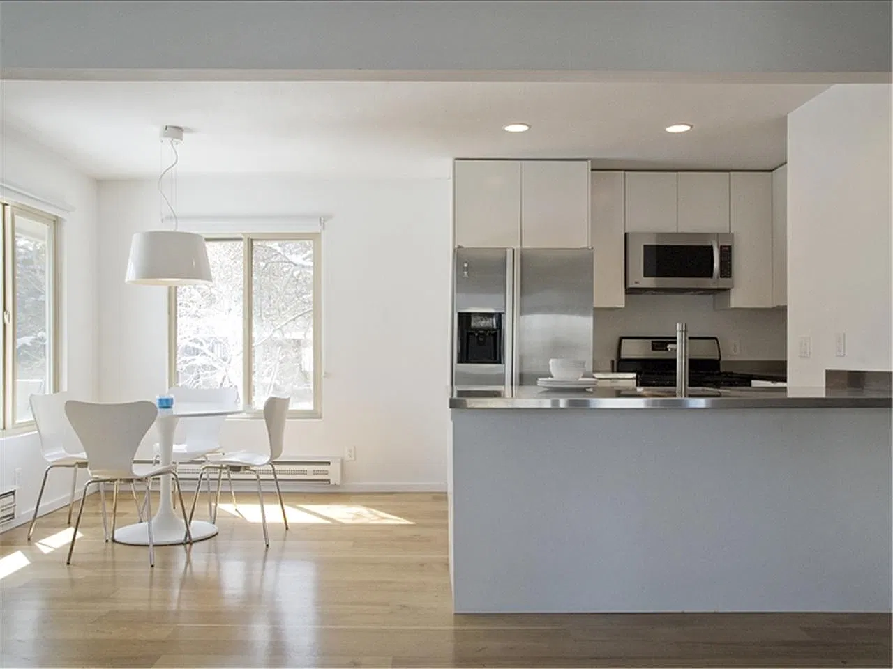 1 bed, 650 sqft, $2,200 — Photo 1
