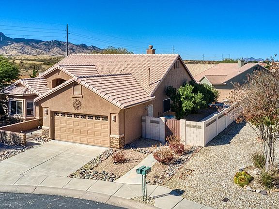 3rd image of 2067 Sandspring Ct