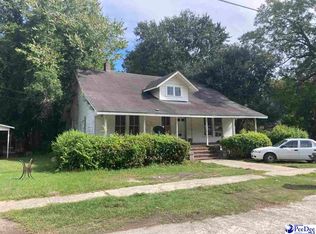 211 S 16th Ave, Dillon, SC 29536