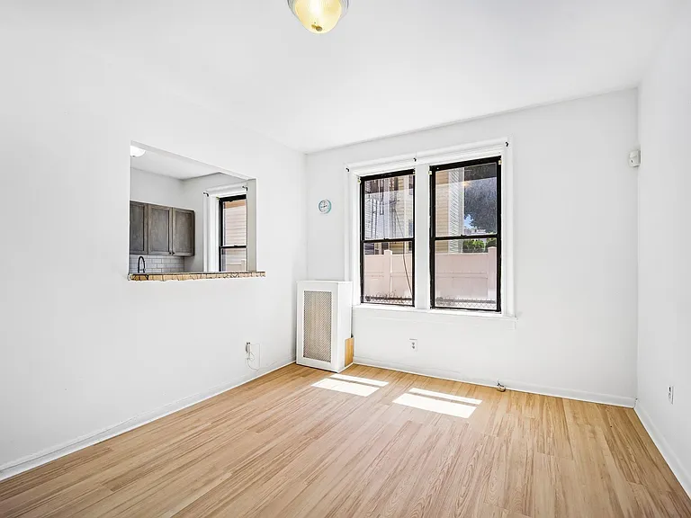 429 Fairmount Ave #104 — Photo 3