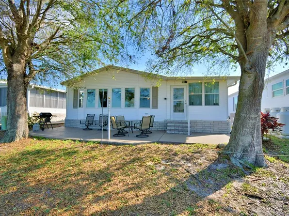 587 Village Blvd, Frostproof, FL 33843