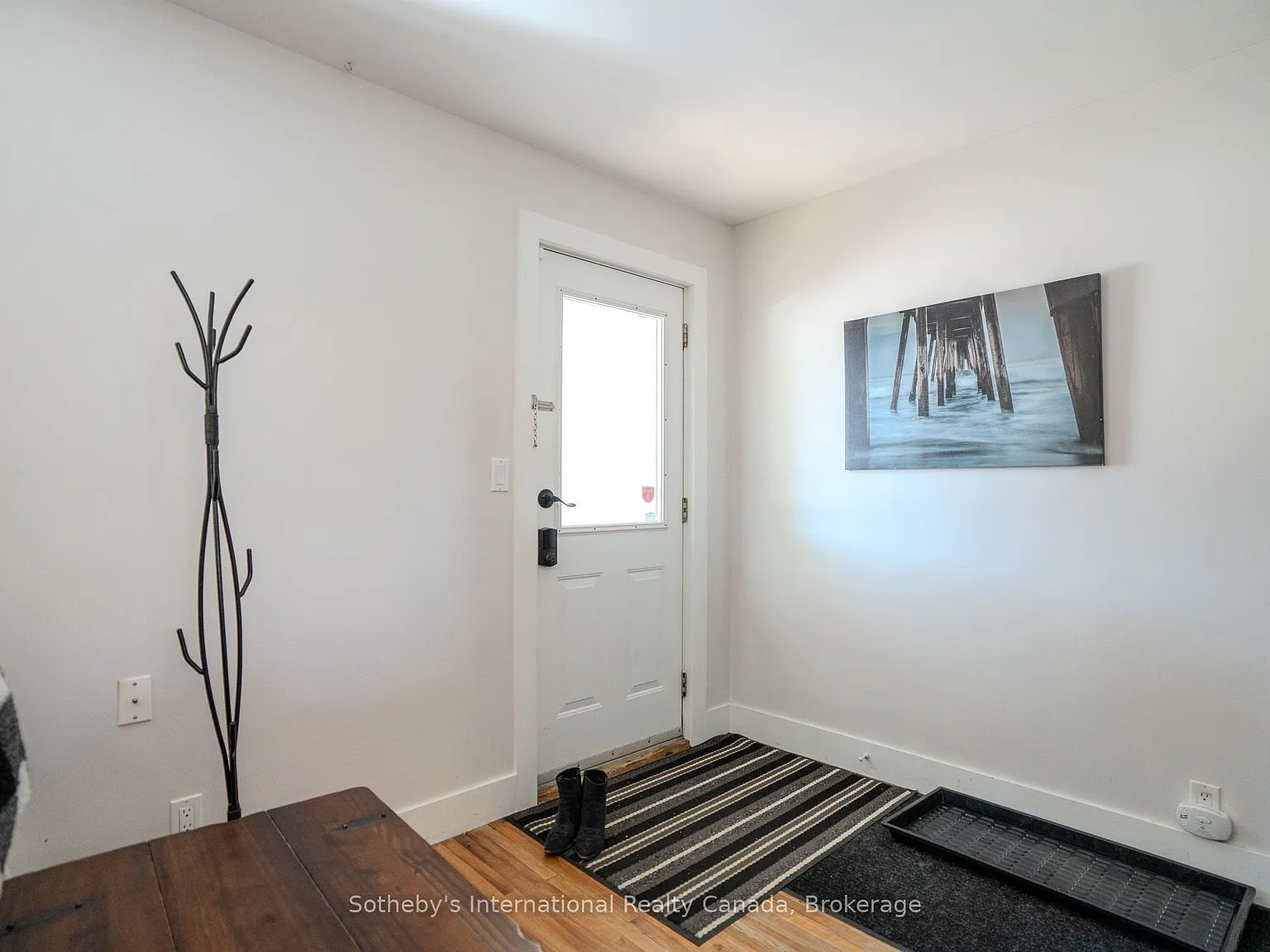 2 bed, $2,250 — Photo 1