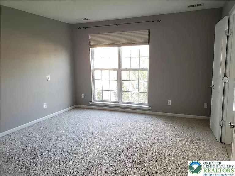 8486 Putnam Ct — Photo 16