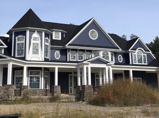 8 Rose Trce, Saratoga Springs, NY 12866