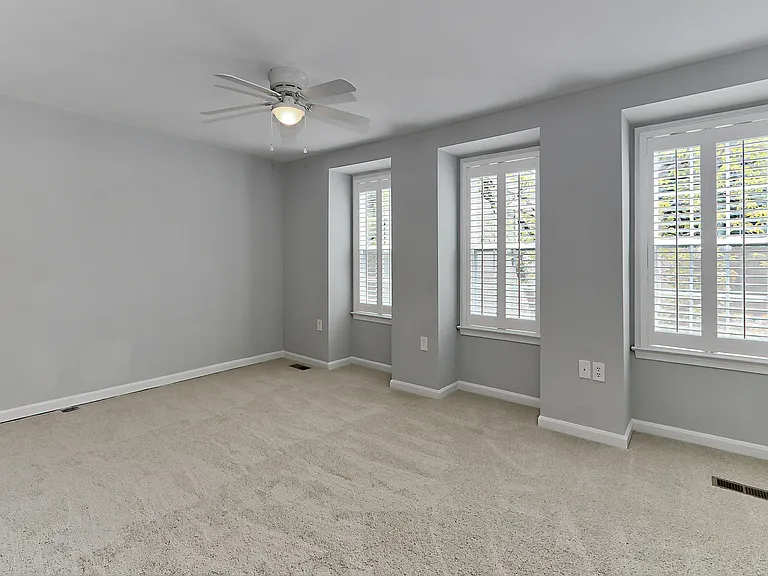 10270 Latney Rd — Photo 9