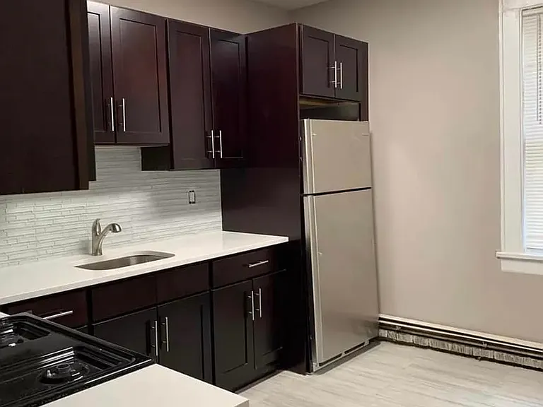 20 Claire Ave #5D — Photo 2