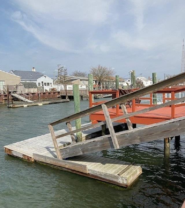 2nd image of 2235 Kuehnle Ave