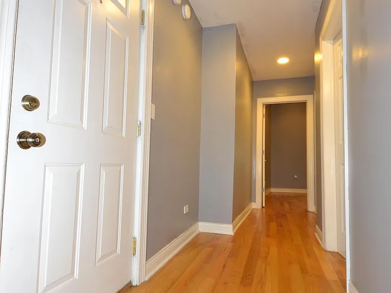 602 W 31st St #2N — Photo 3