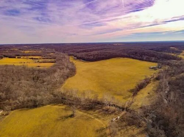 (undisclosed Address), Edwards, MO 65326