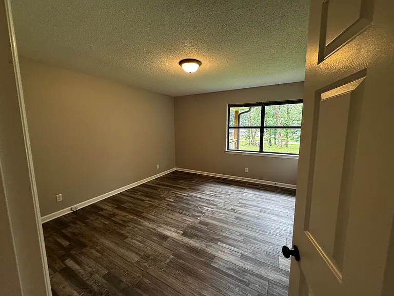 281 Montlake Rd — Photo 7